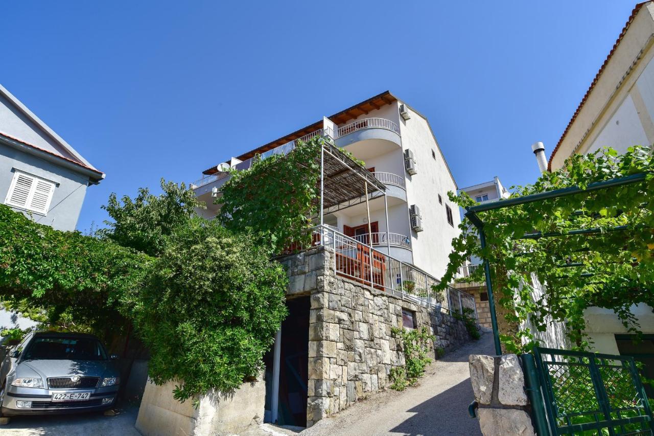 Apartmani Mate Makarska Luaran gambar