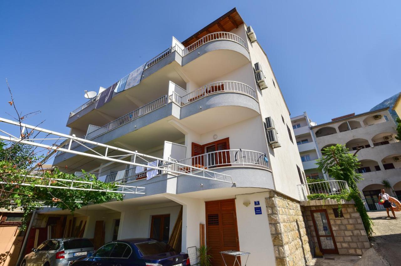 Apartmani Mate Makarska Luaran gambar