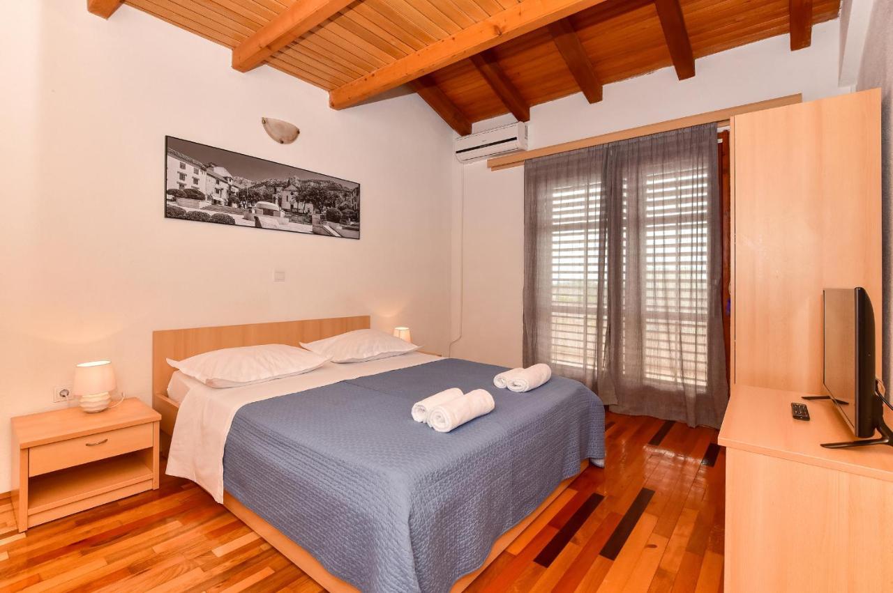 Apartmani Mate Makarska Luaran gambar