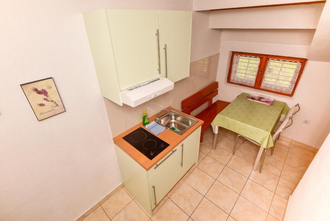 Apartmani Mate Makarska Luaran gambar