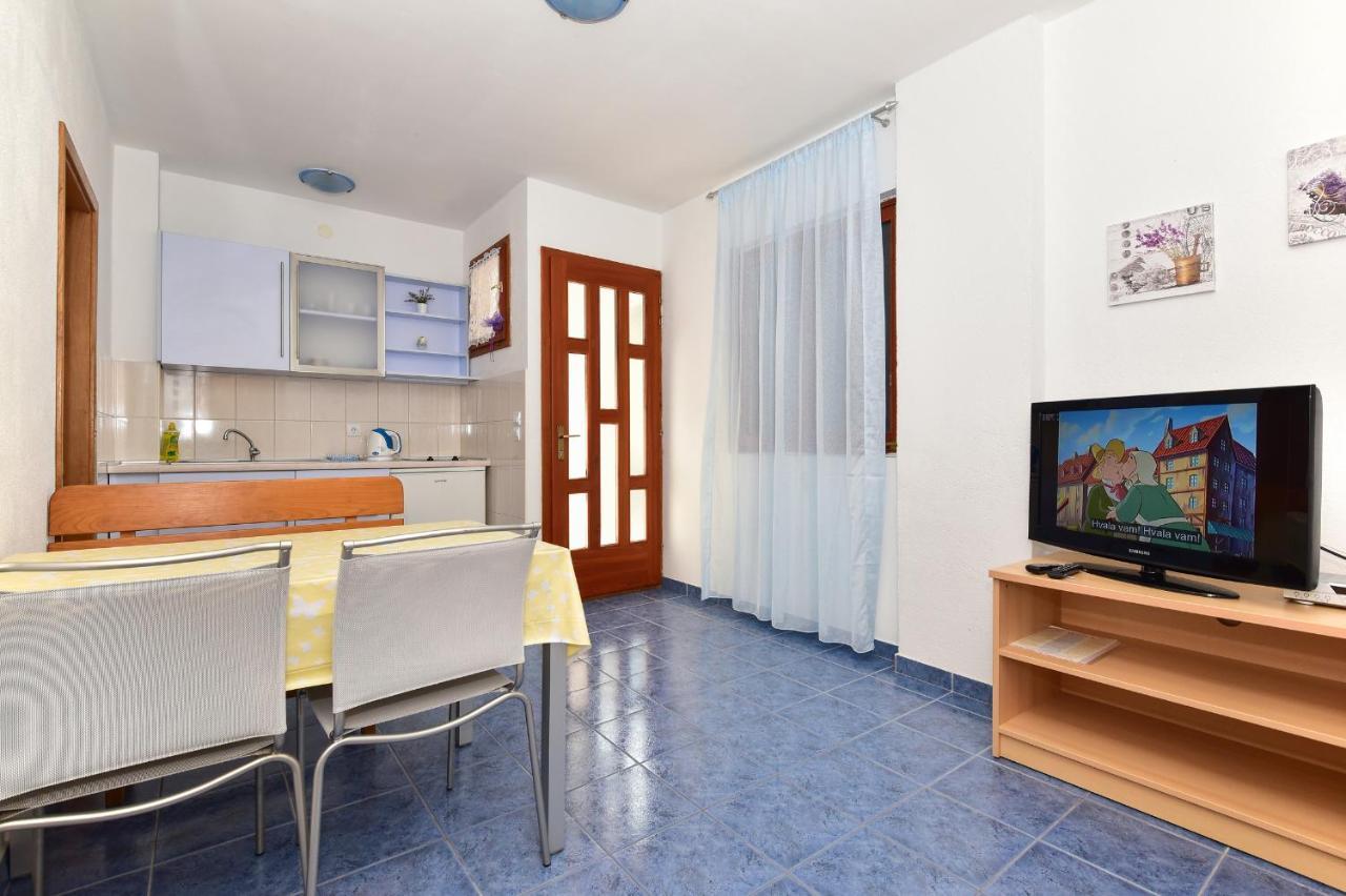 Apartmani Mate Makarska Luaran gambar