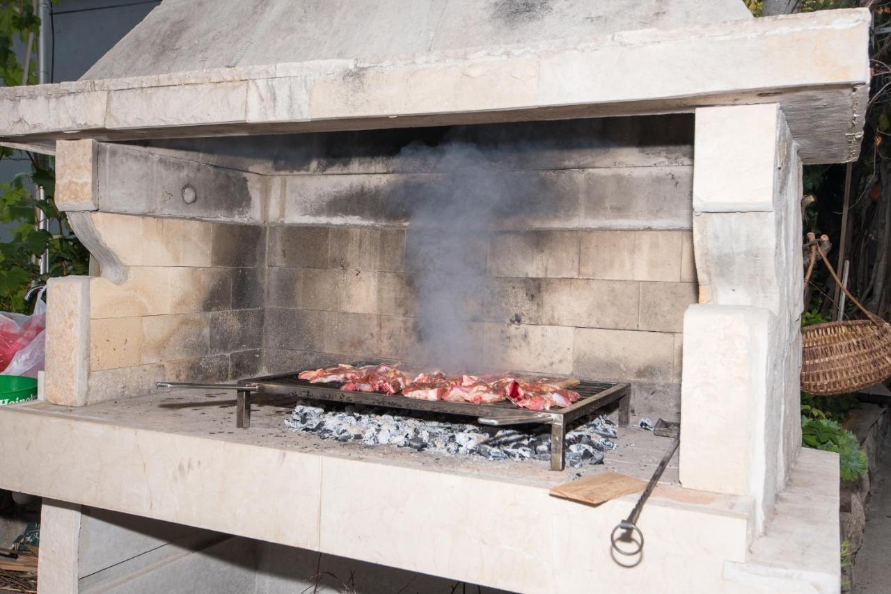 Apartmani Mate Makarska Luaran gambar